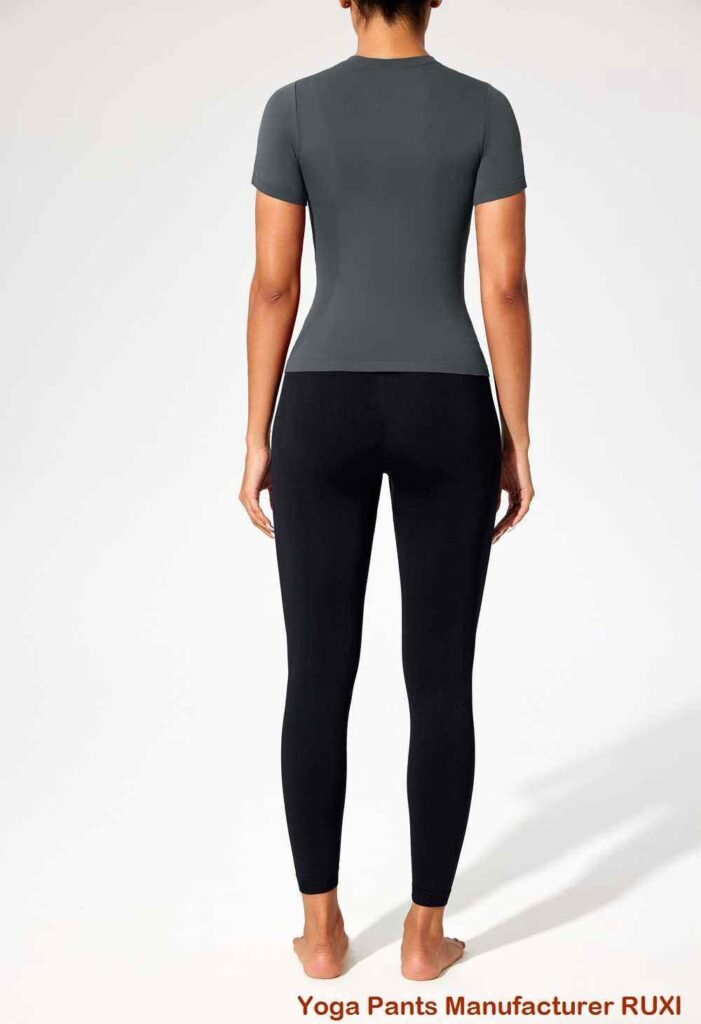 gilet de sport avec soutien-gorge intégré