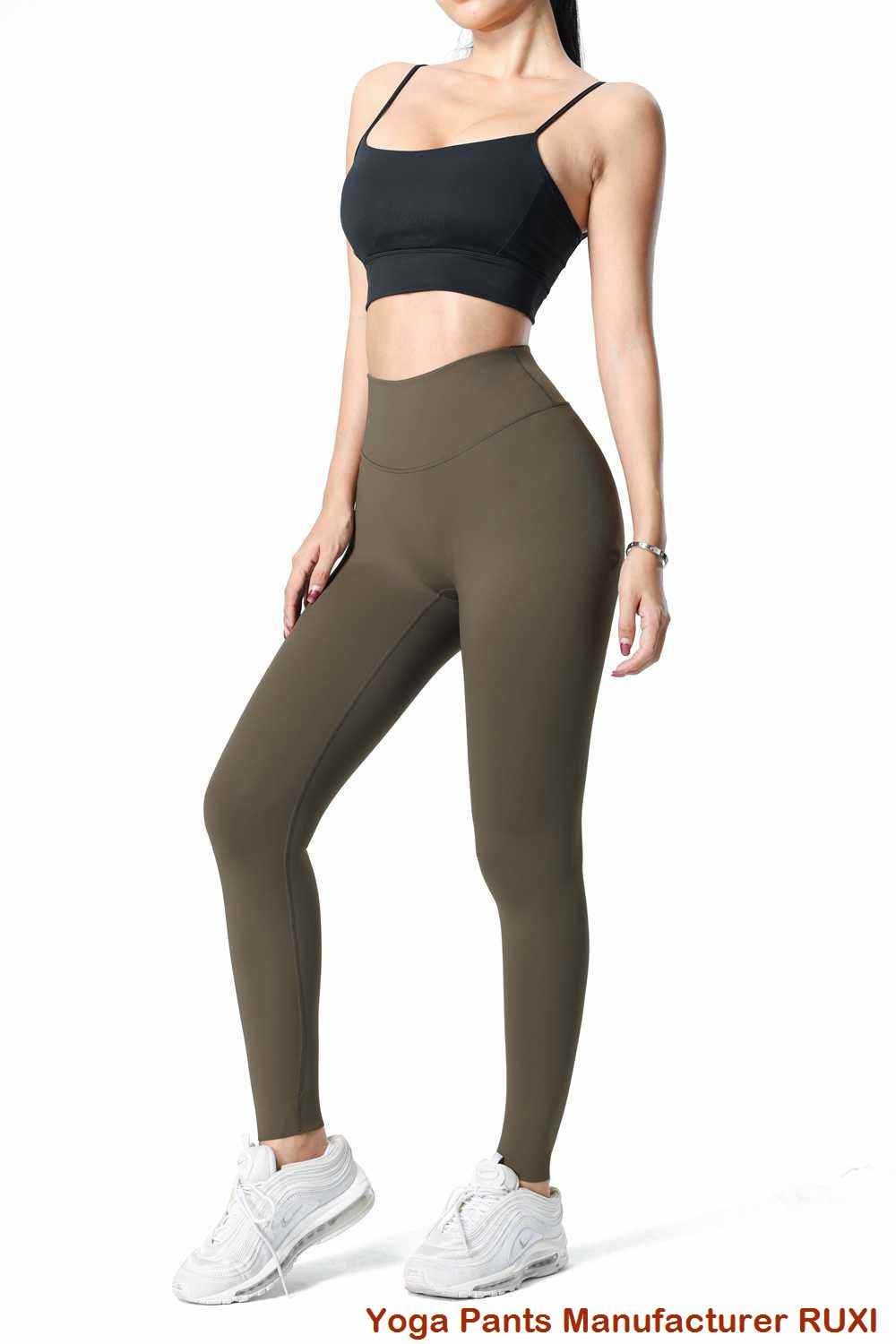 soutien-gorge de sport à fines bretelles